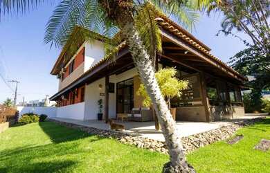 Imagem: Casa à Venda na Praia de Ubatuba São Francisco