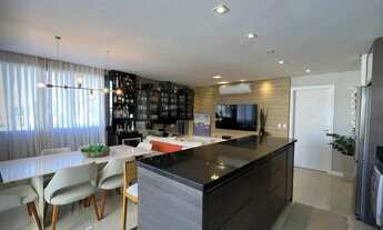 Imagem 2: Apartamento para Venda em Florianópolis, Estreito, 3 dormitórios, 2 suítes, 3 banheiros, 2