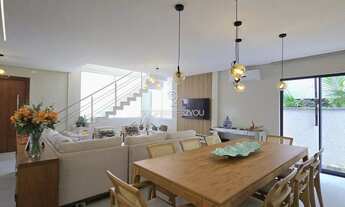 Imagem 2: Casa estilo townhouse 358m² com 3 suítes e terraço nas Mercês - Curitiba - PR