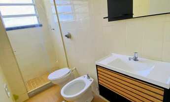 Imagem 2: Vende-se Apartamento em Prédio Tradicional em Localização Privilegiada