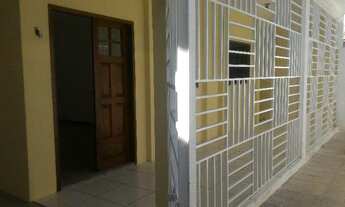 Imagem 3: ALUGA-SE UMA CASA NO BAIRRO DOM MALAN