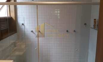 Imagem 5: Casa de condomínio para venda tem 300 metros quadrados com 5 quartos