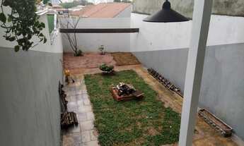 Imagem 4: Sobrado para aluguel e venda tem 289 m², com 5 quartos, 04 vagas, Parque Jaçatuba, Santo A