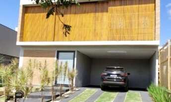 Imagem 2: Lindíssimo sobrado a venda no Swiss Park, muito bem localizado com vista para o lago