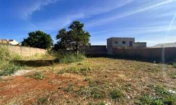 Imagem 2: Dois Lotes para venda com 300m2 cada, murados, em Residencial Alice Barbosa - Goiânia - GO