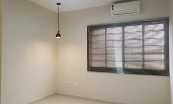 Imagem: Sala reformada com 12 m², com ar condicionado