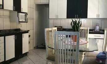 Imagem 4: Casa térrea 2 dormitórios, suíte, 3 vagas de garagem