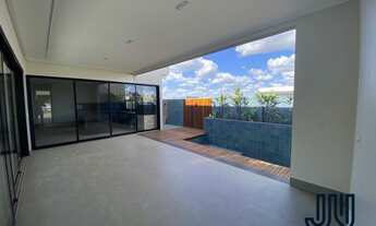 Imagem: Belíssima casa no Condomínio Grand Trianon