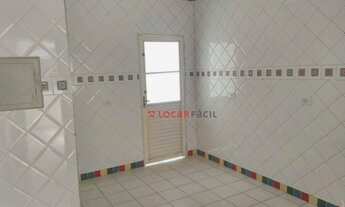 Imagem 5: Sobrado com 3 dormitórios para alugar, 110 m² por R$ 1.900/mês - Zona 05 - Maringá/PR