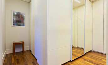 Imagem 6: Apartamento para venda tem 369 metros quadrados com 4 quartos