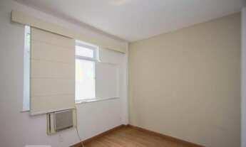 Imagem 7: Apartamento para venda possui 48 metros quadrados com 2 quartos em Laranjeiras - Rio de Ja