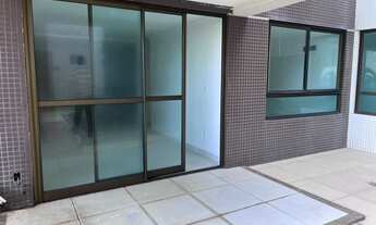 Imagem 2: Térreo com área externa à beira mar de Intermares- Cabedelo/PB