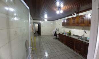 Imagem 4: Vendo Casarão com 2 Pavimentos, 5 Suítes no Umarizal