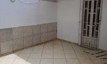 Imagem 6: Imóvel comercial para aluguel tem 120 metros quadrados com 4 quartos