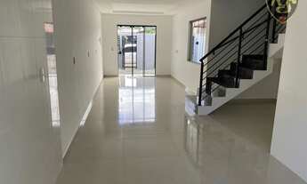 Imagem 2: Sobrados com amplo espaço