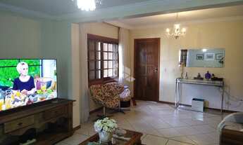 Imagem 2: PORTO ALEGRE - Casa Padrão - Medianeira