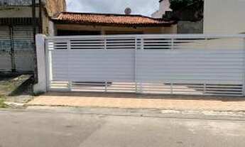 Imagem 2: Vende-se casa - Rua Rafael de Aguiar