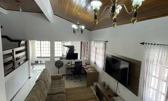 Imagem 2: Casa para venda possui 320 metros quadrados com 3 quartos em Cabeçudas - Itajaí - SC