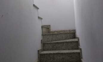 Imagem 5: Sobrado para venda tem 250 metros quadrados com 3 quartos sendo uma suite