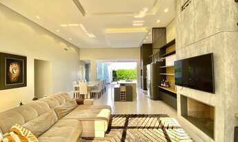 Imagem 4: Casa de condomínio para venda tem 190 metros quadrados com 4 quartos