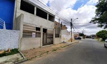 Imagem 5: Esquina - sobrado - barracão