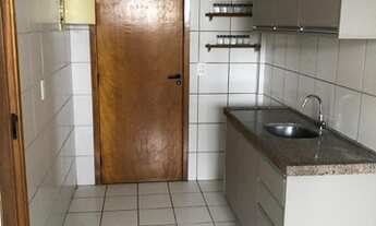 Imagem 5: Apartamento - Graças - 03 Quartos - Reformado - C/ Planejados - Varanda - Piscina