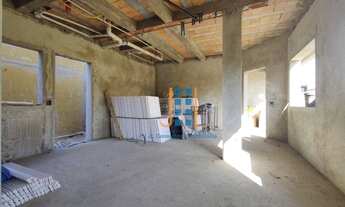 Imagem 6: Sobrado no Capão Raso com três quartos sendo uma suíte e terraço