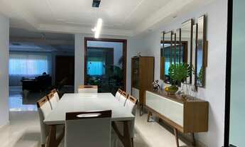 Imagem 1: Lindo Sobrado para venda possui 406 metros quadrados com 4 quartos