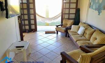 Imagem 4: Belíssima residência com piscina, em esquina, 100m do mar!