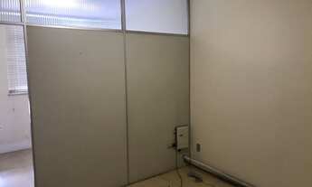 Imagem 6: Centro - Excelente sala com garagem