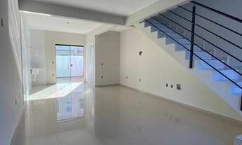 Imagem: Sobrado para venda tem 70 metros quadrados