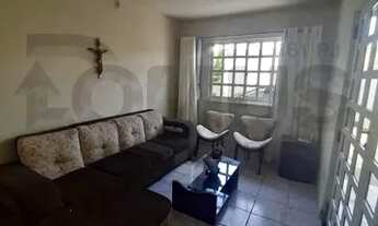 Imagem 2: Vendo Casa Na Aruana . Ótima Localização . 4 Quartos . Vaga de Garagem