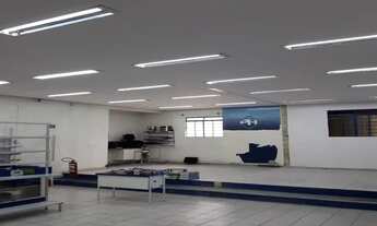 Imagem 4: Salão 150m² + Banheiro