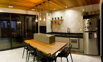 Imagem 2: Casa decorada em condomínio fechado