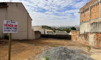 Imagem 2: Terreno para venda possui 367 metros Av Nerópolis em Setor Gentil Meireles - Goiânia - GO