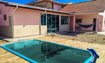 Imagem 2: Casa 3 dormitórios - Uma Quadra da mar