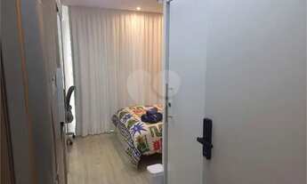 Imagem 2: STUDIO MOBILIADO AO LADO DO METRÔ MOEMA - PRONTO PARA MORAR