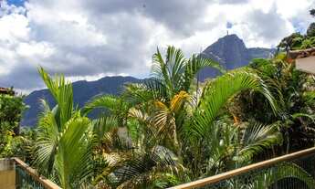 Imagem 3: Casa para aluguel tem 420 metros quadrados com 4 quartos no alto Sacopã - Lagoa