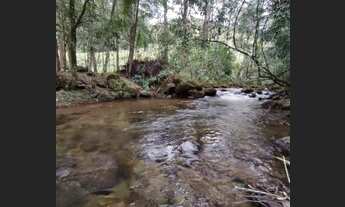 Imagem 6: Lindo terreno beira rio, com aconchegante chalé recém construído no Vale das Flores, Visco