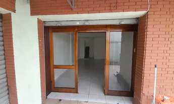 Imagem 5: Loja dentro da Galeria no Bairro Cristo Redentor com 20 m² com banheiro e mezanino. Infrae