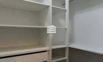 Imagem 7: Apartamento para aluguel e venda possui 202 metros quadrados com 4 quartos