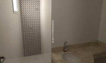 Imagem 7: Quintal com churrasqueira mais solarium no dormitório! Próximo ao Parque Pignatari e todo