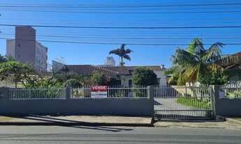 Imagem 2: CASA no COSTA E SILVA com 3 quartos para LOCAÇÃO, 0 m²