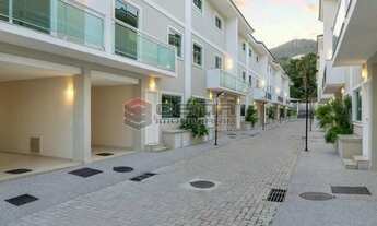 Imagem 2: Casa TRIPLEX para venda com 3 quartos e 1 vaga de garagem, Taquara, Zona Oeste