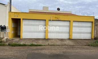 Imagem: Casa para aluguel, 2 quartos, 1 vaga, Jardim