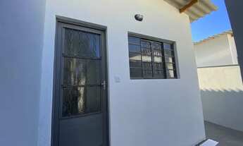 Imagem 2: Aluga - Casa na Vila Colorau, 1 dormitório, com garagem