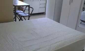 Imagem 2: Kitinete mobiliada - Cabral / Hugo Lange