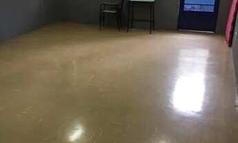 Imagem 6: Prédio comercial com estrutura para escolas