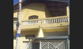 Imagem: Sobrado para aluguel tem 130 metros quadrados