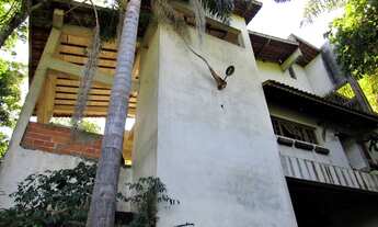 Imagem 4: Sobrado,4 suítes c/ varanda, coz e sala integrada, lareira, vista p/ serra, 25 min da Capi